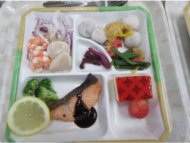 色彩豊かなメニューです。