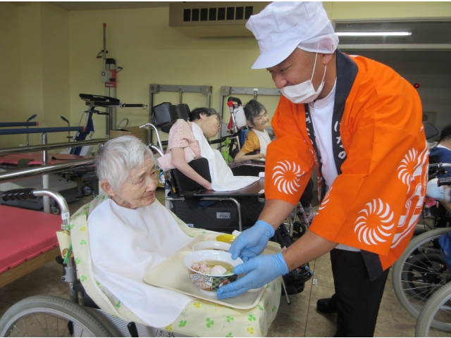 「月見うどんです」