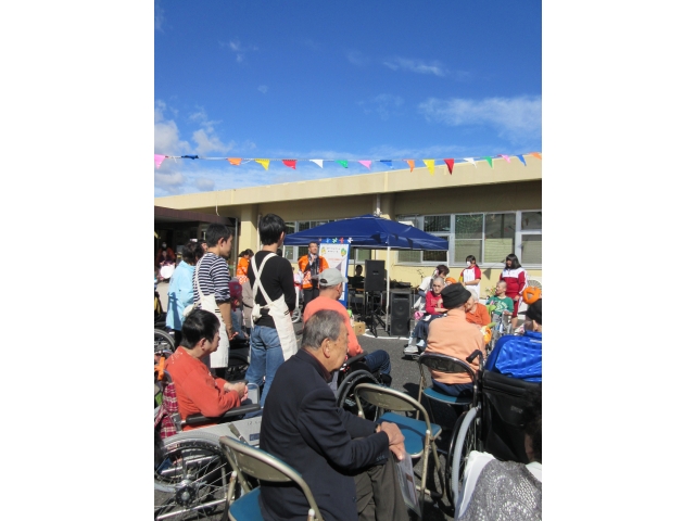 「開会式です」