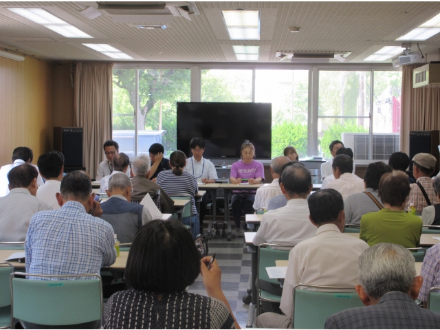 家族懇談会の様子（1）