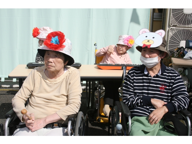 森のくまさんと少女になりきって♪