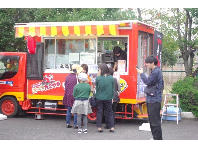 たこひろばさんのたこ焼き
今年も大人気♪