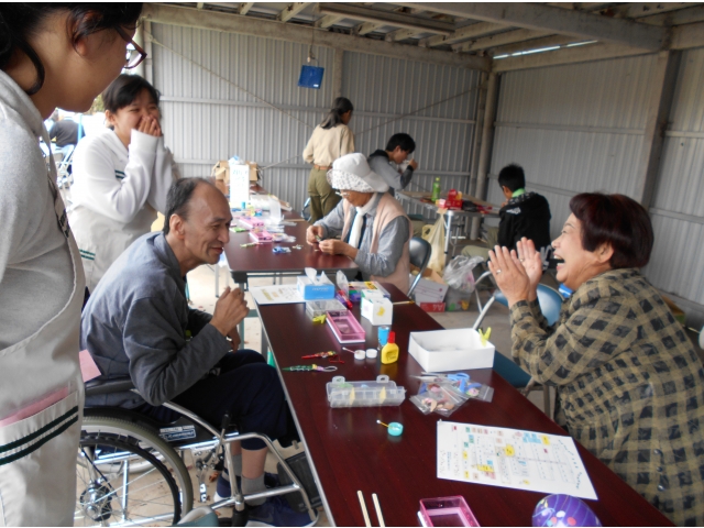 盛り上がっております