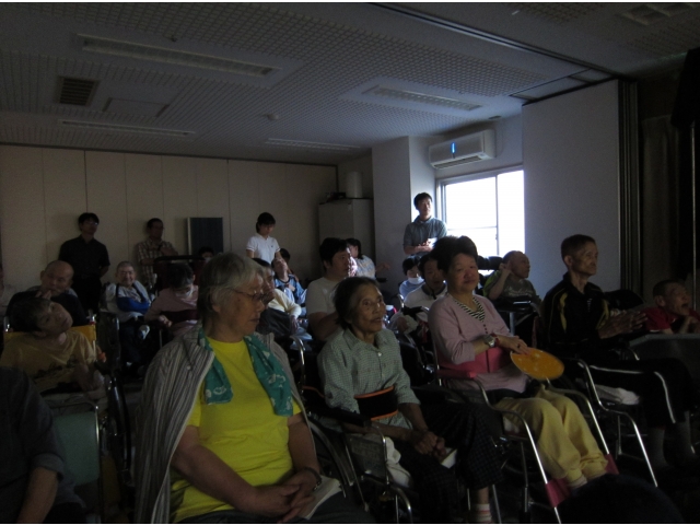 歌声にうっとり！？