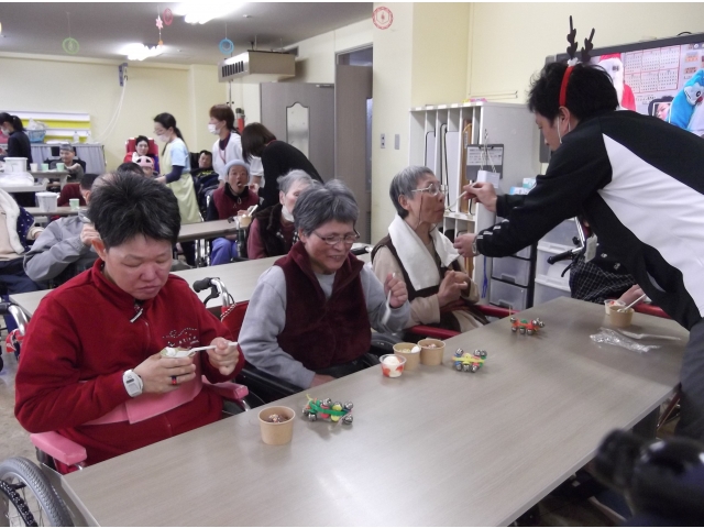 おかわりは
3個までＯＫよ！