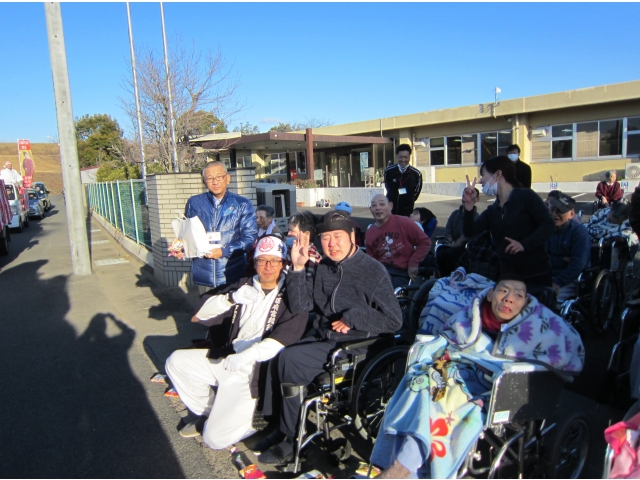 厄除けのお守り
「なおい布」を頂きました！