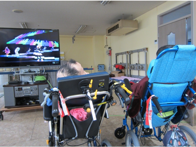 厄除けのお守り
「なおい布」