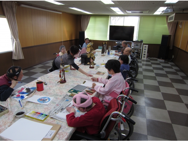 塗り絵が中心ですが・・・