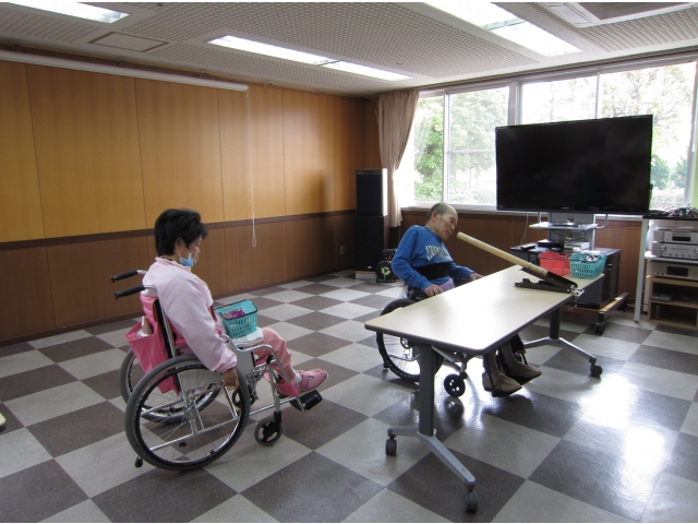 最終工程「潰す」へ
缶バトンを繋げ！