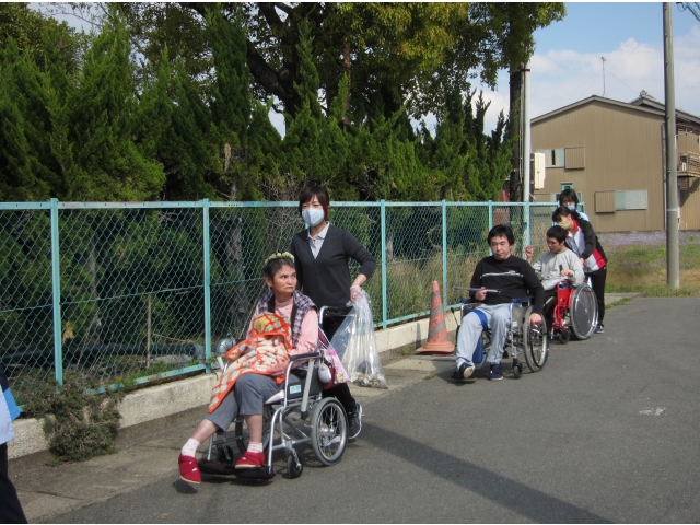 頭に何かが・・・