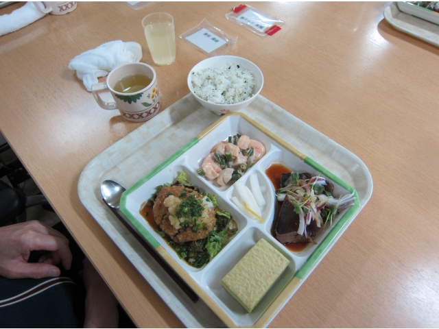 絶品！！
手作り和風ハンバーグ
