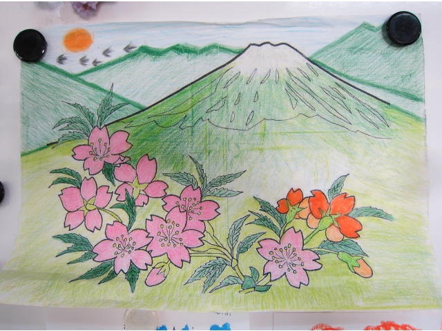 山と夕日とカラスを
背景に描き加え