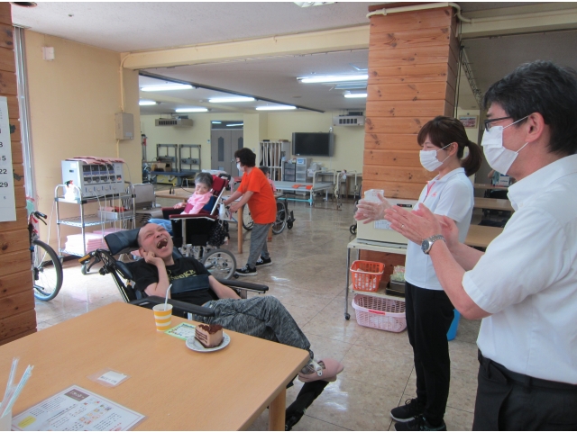 ケーキをチョイス