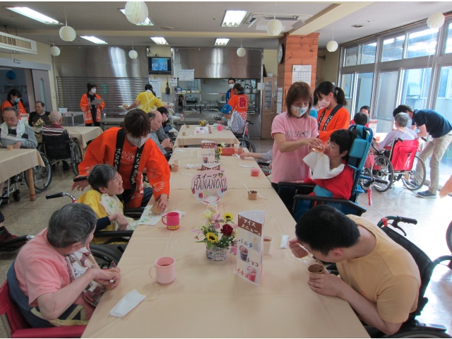 わいわいにぎやかです♪