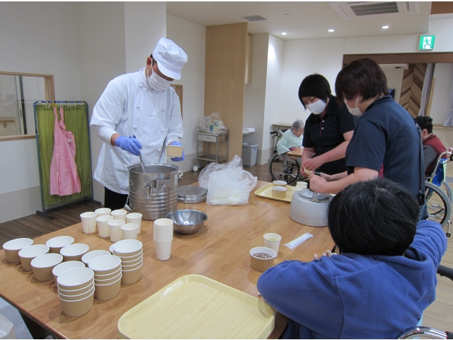 調理師さん手作りのお汁粉です