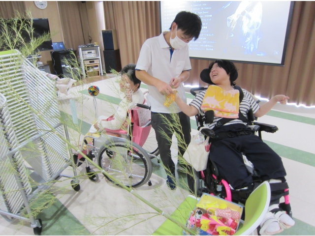 少しずつ華やかになってきました