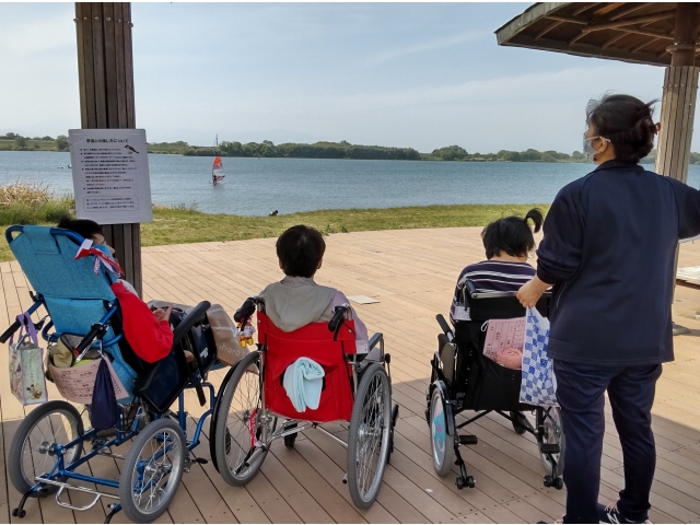 ウィンドサーフィンを間近で見学！！