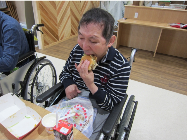 男は黙ってビックマック！！