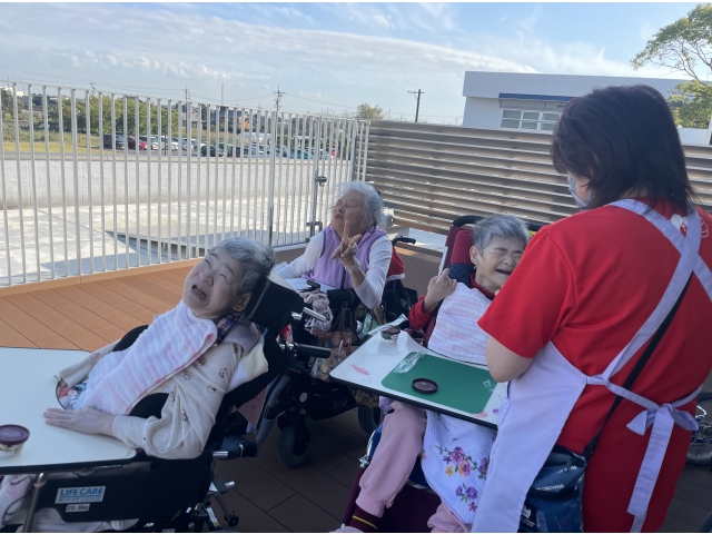 笑顔いっぱい！お腹いっぱい！