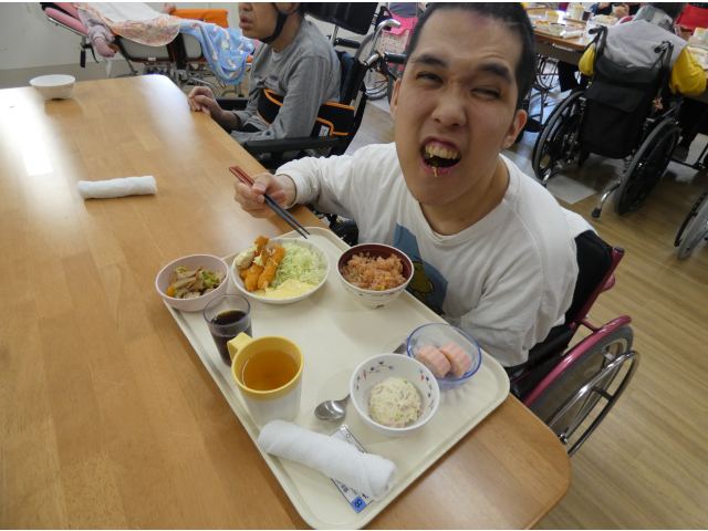 「美味しい～！」と素敵な笑顔☺️✨