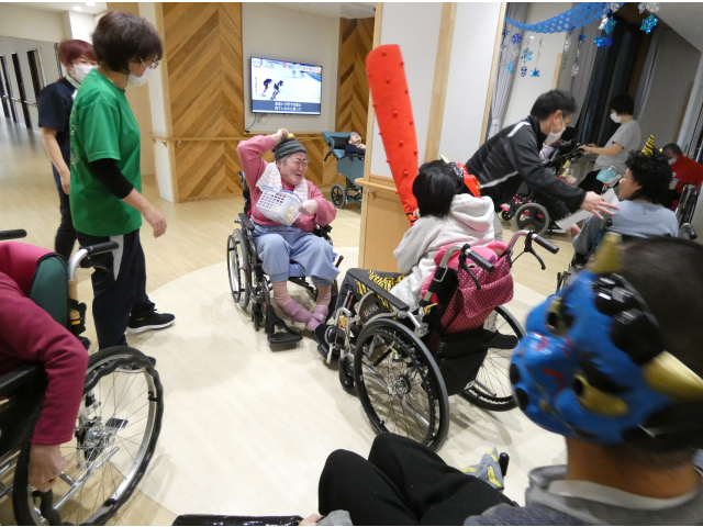 大変だ～鬼だ～！