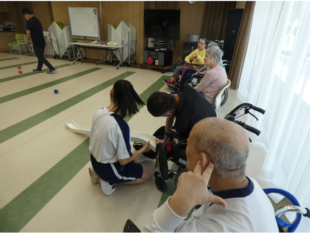 ランプスを使えば多くの方がボッチャに参加できます