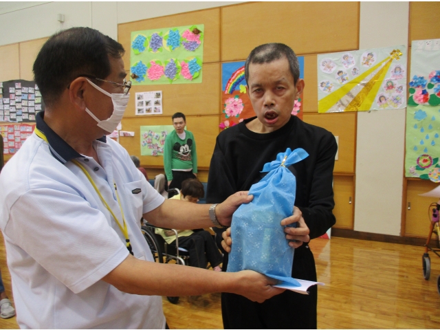 中身はなんだろう？