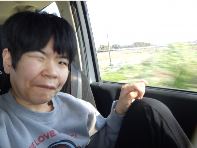 暖かくて気持ちがいいね🚙