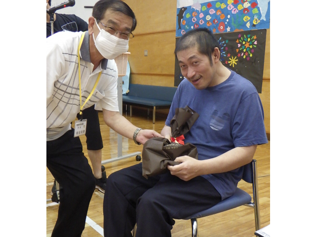 嬉しそうな顔を見ているとこっちも笑顔になります(*^^*)