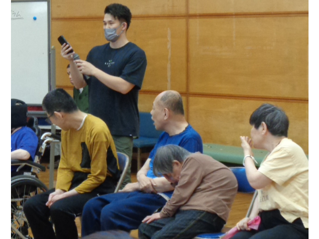 今流しているのは何の音でしょうか？皆様、耳を澄ませています。