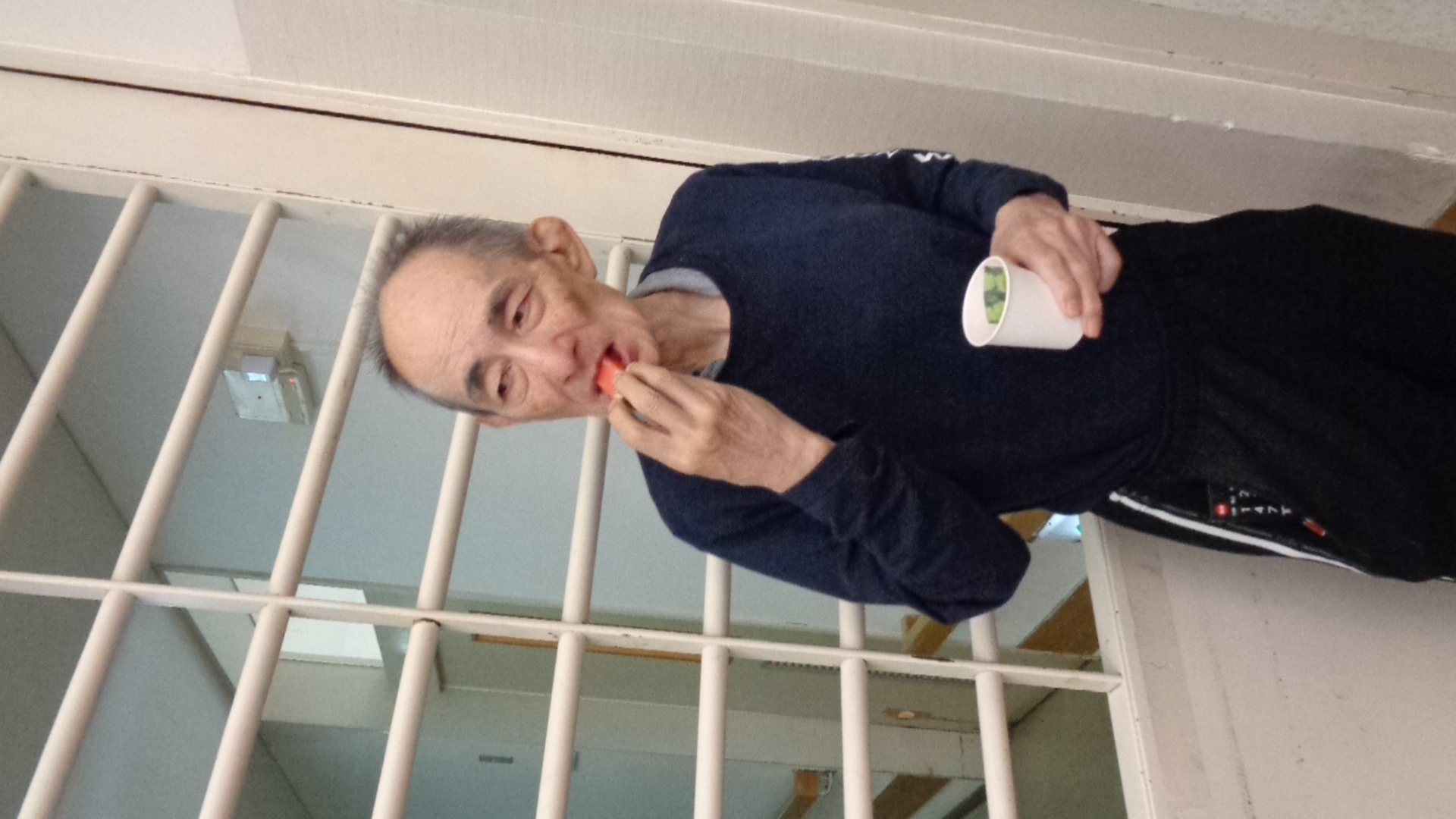 こちらはクールに