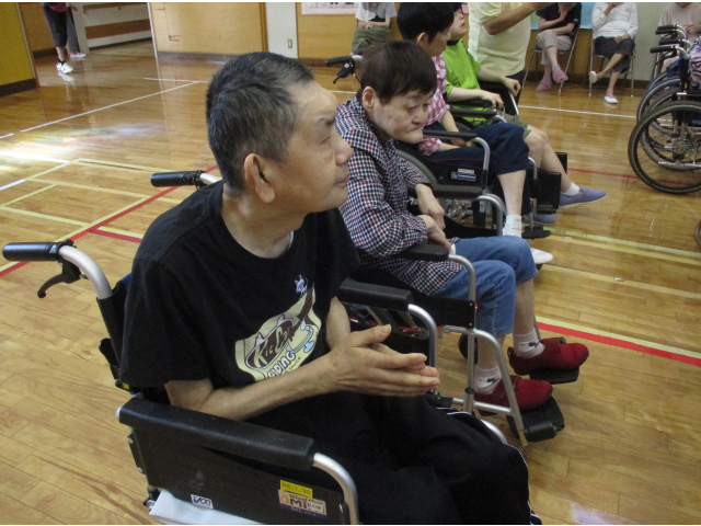 拍手でお祝い👏