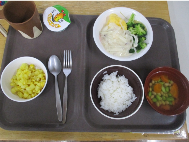 Ⓑオムレツのきのこクリーム