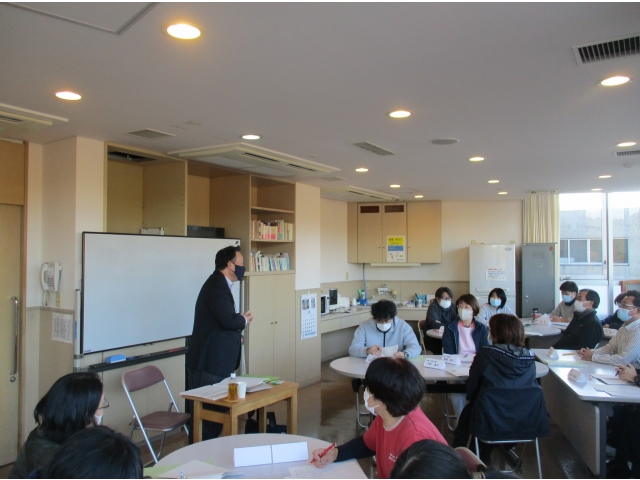 未来へのビジョンを考えます