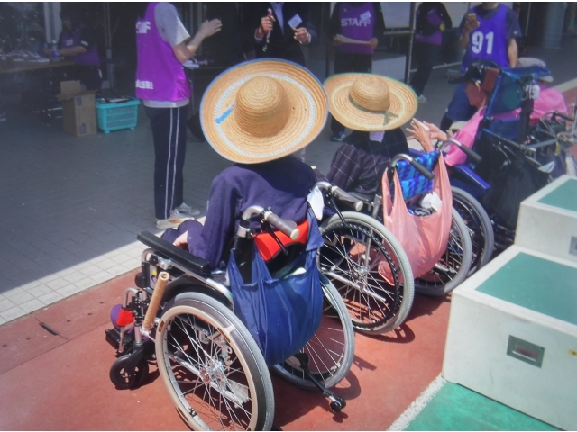 表彰式の様子。