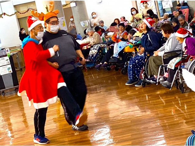 歌って踊ろう♪