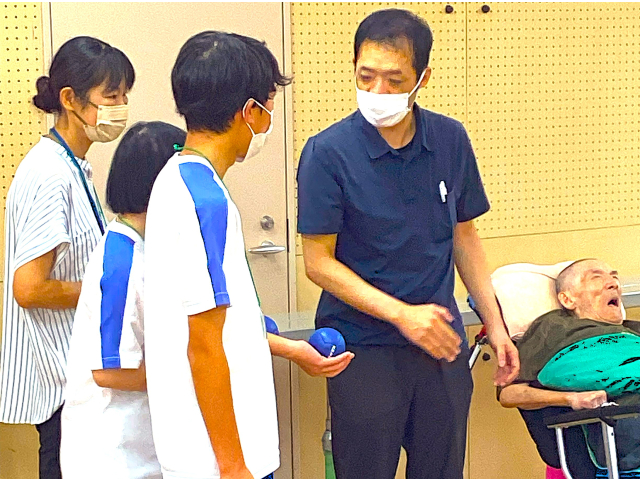 ボールって意外といびつなんです