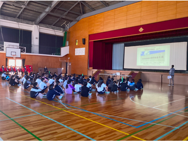 施設紹介とボッチャルール説明。