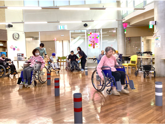 進んでいきます。