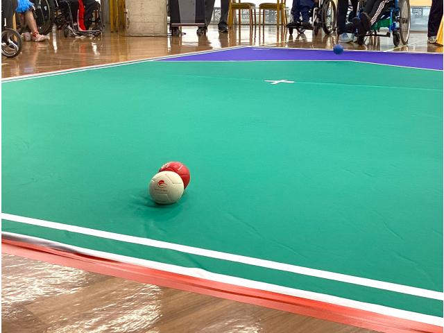 第1試合2セット目　初球でピタリ☆