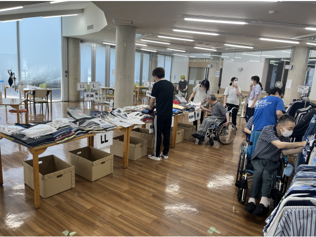皆さま待ちきれず、予定より早く開始しました。