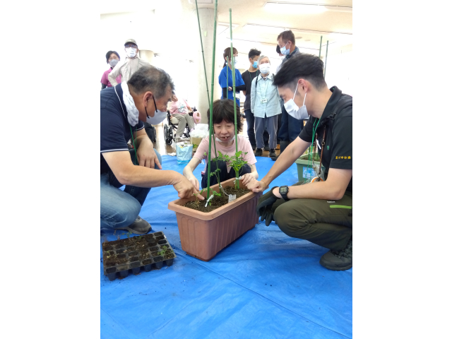 苗植えを通して、交流が持てました。