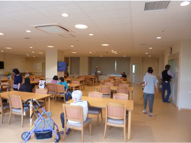 ゆったりとしたリビング兼食堂