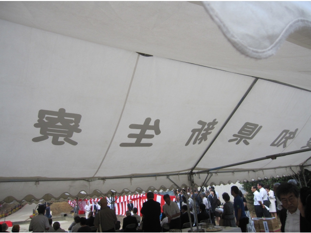 新生寮のテントを貸出中