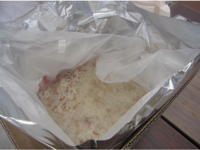 お湯でできる五目御飯です。