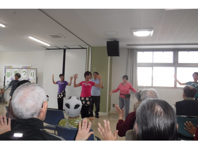 サンフェローズさんの健康体操です