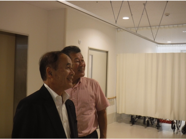 地元選出議員もいらっしゃいました。