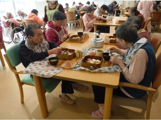 １階利用者様のお寿司バイキング