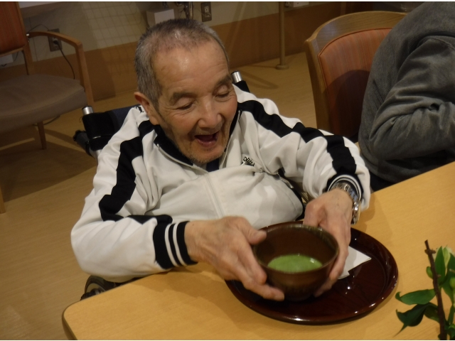 新建物に移って初めての新春恒例の行事です