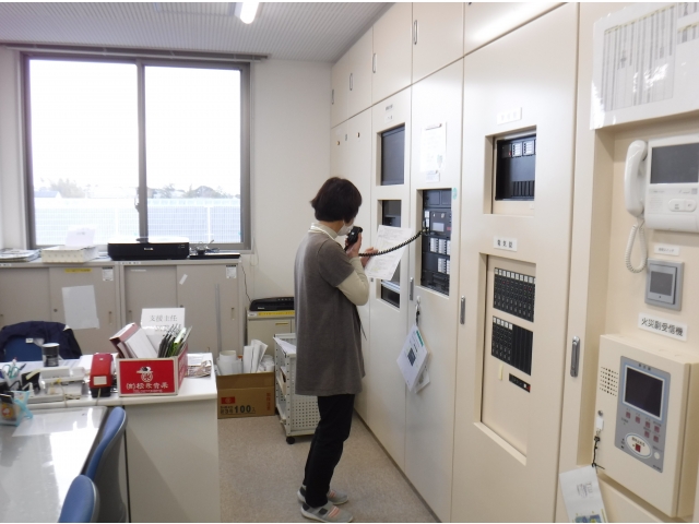 通報や避難を呼びかけています